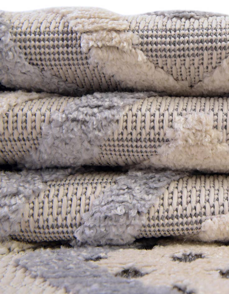 Detail image of  4' x 6' Arlo Oval Rug