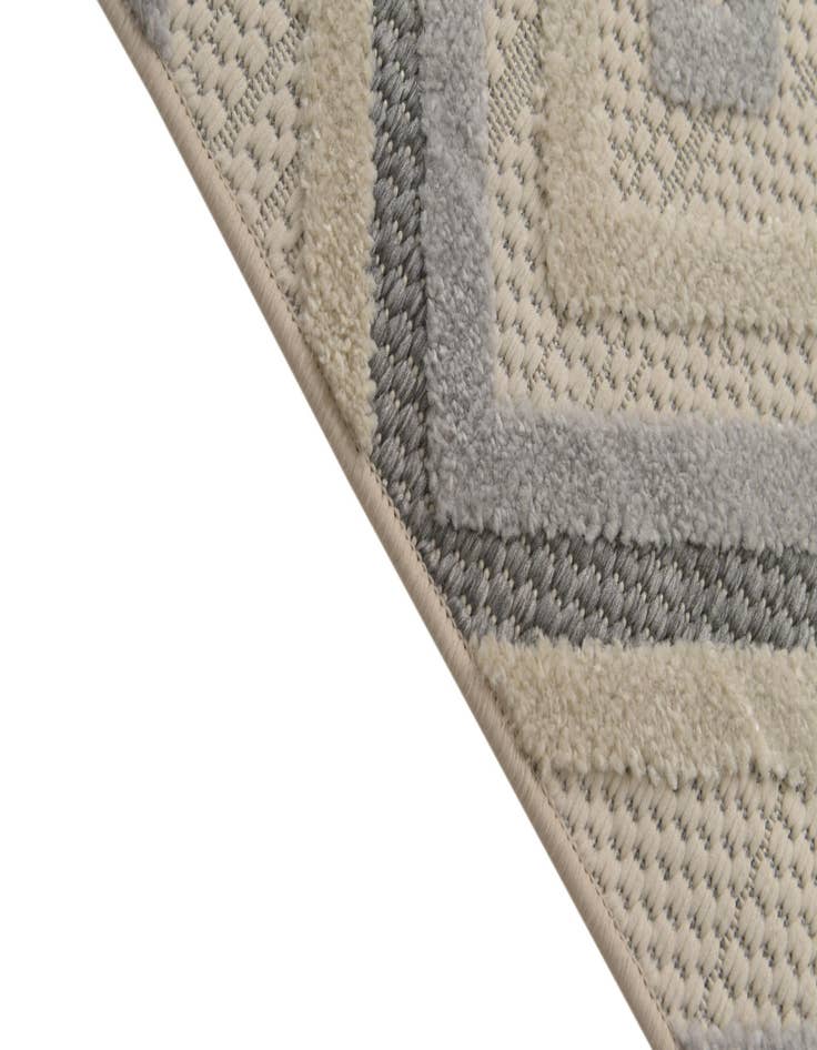 Detail image of  5' 2 x 7' 3 Arlo Rug