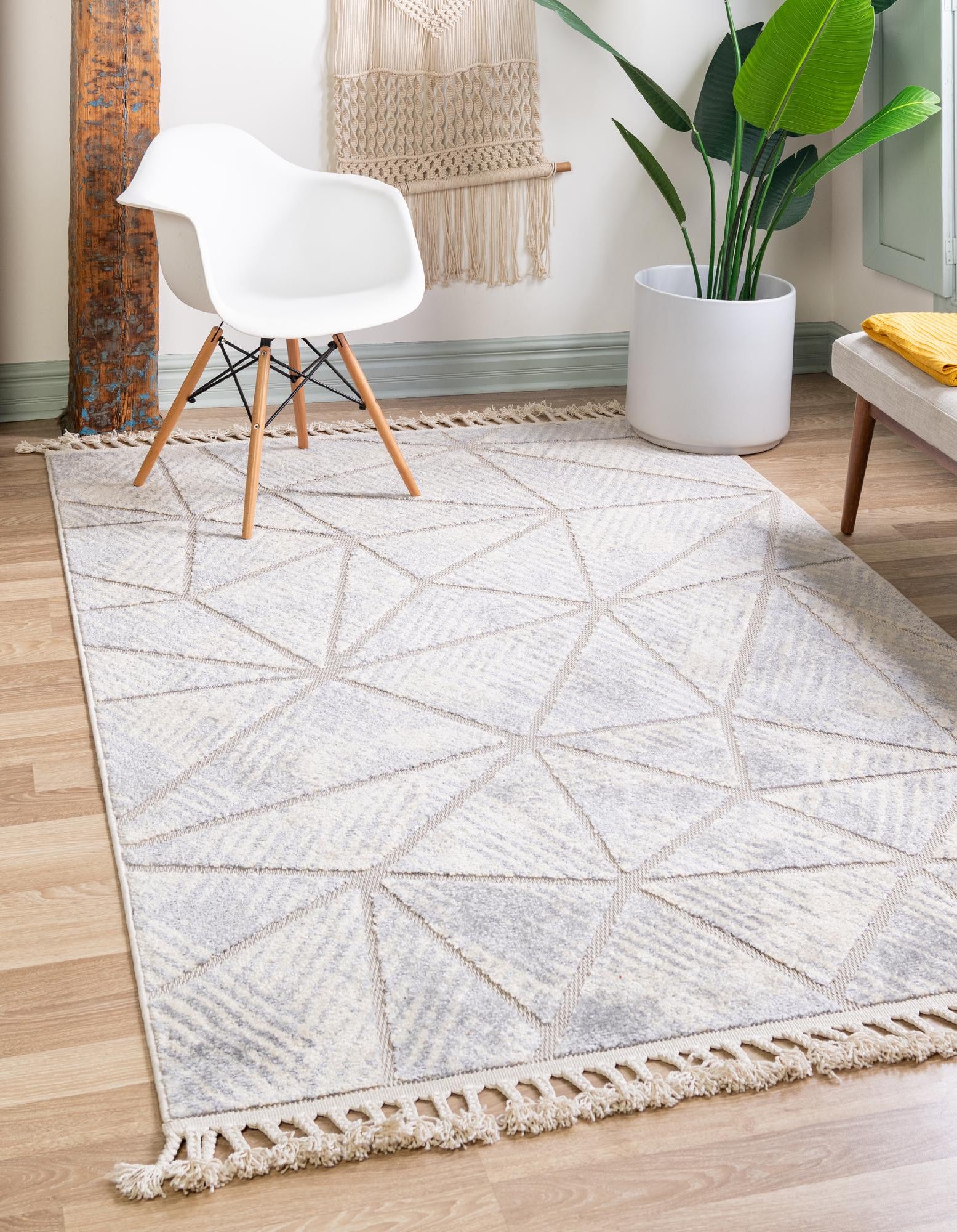 Sandy Beige 5' 3 x 8' Arlo Rug | Rugs.com