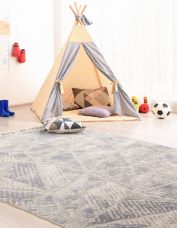 Detail image of  4' x 6' Arlo Rug