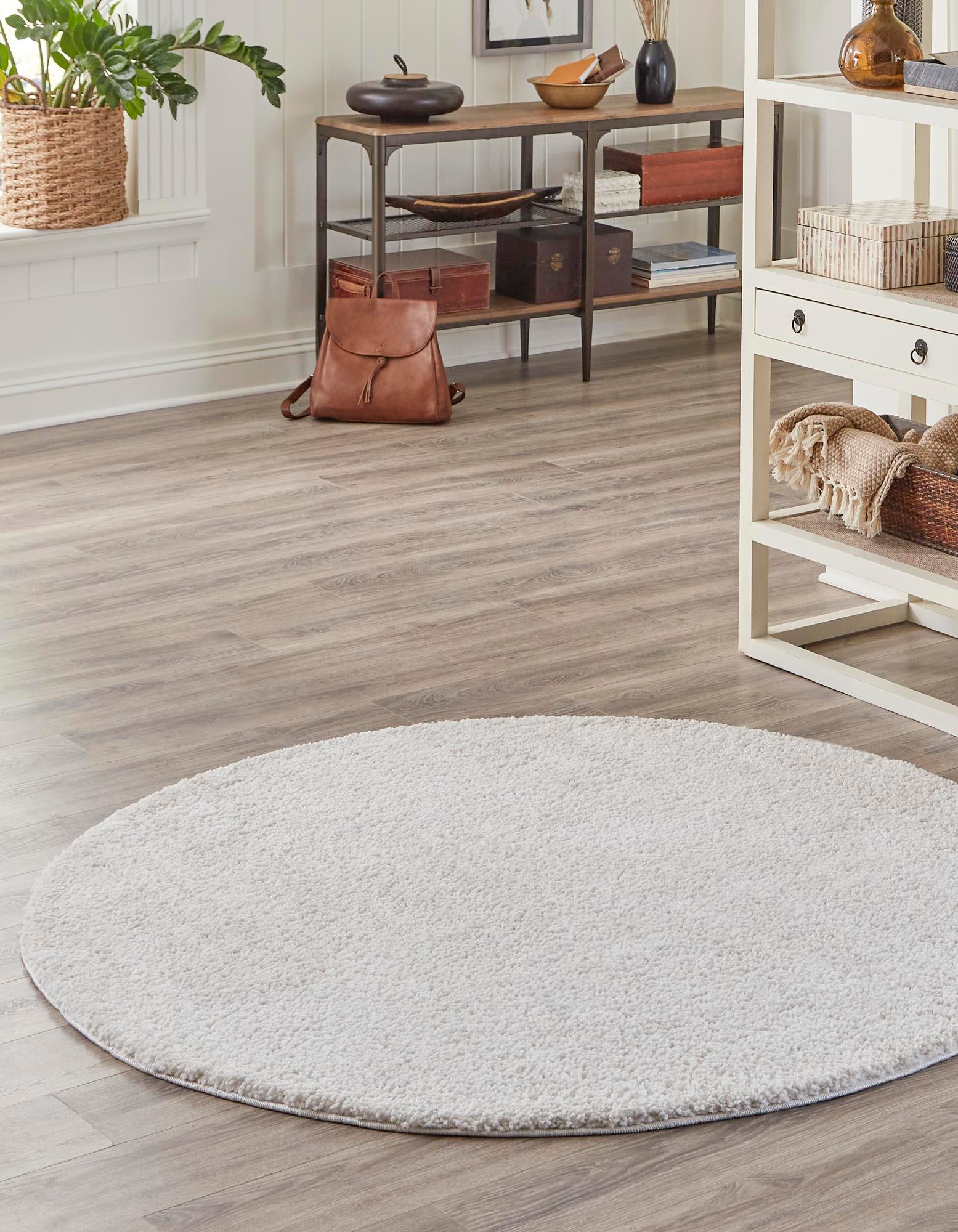  3' 3 x 3' 3 Jill Zarin Shaggy Chic Round Rug