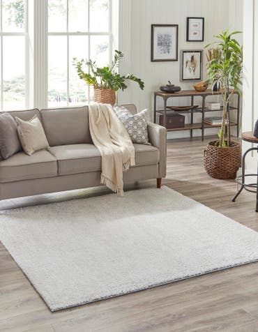  7' 10 x 7' 10 Jill Zarin Shaggy Chic Square Rug