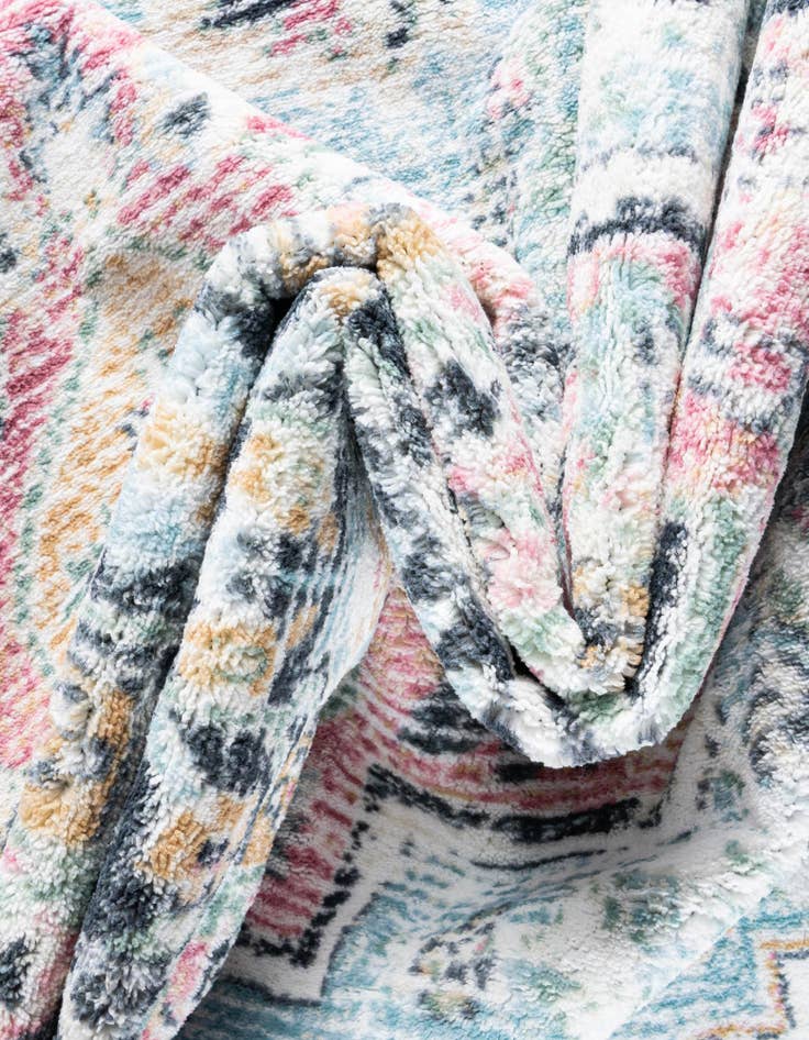 Detail image of  4' 4 x 6' Medina Rug