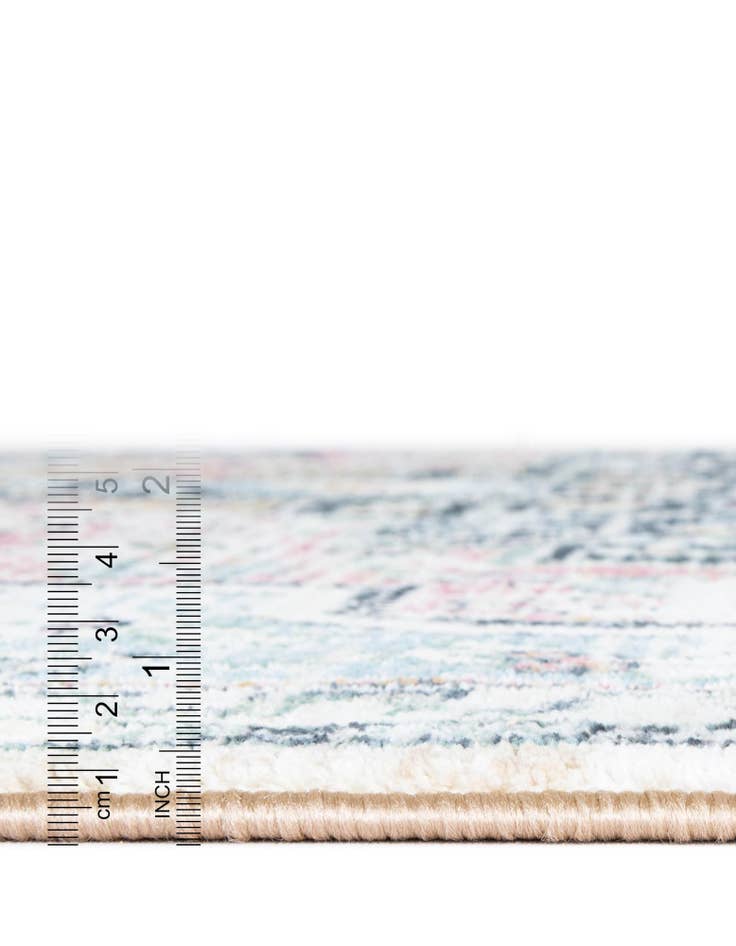 Detail image of  7' 10 x 7' 10 Medina Square Rug