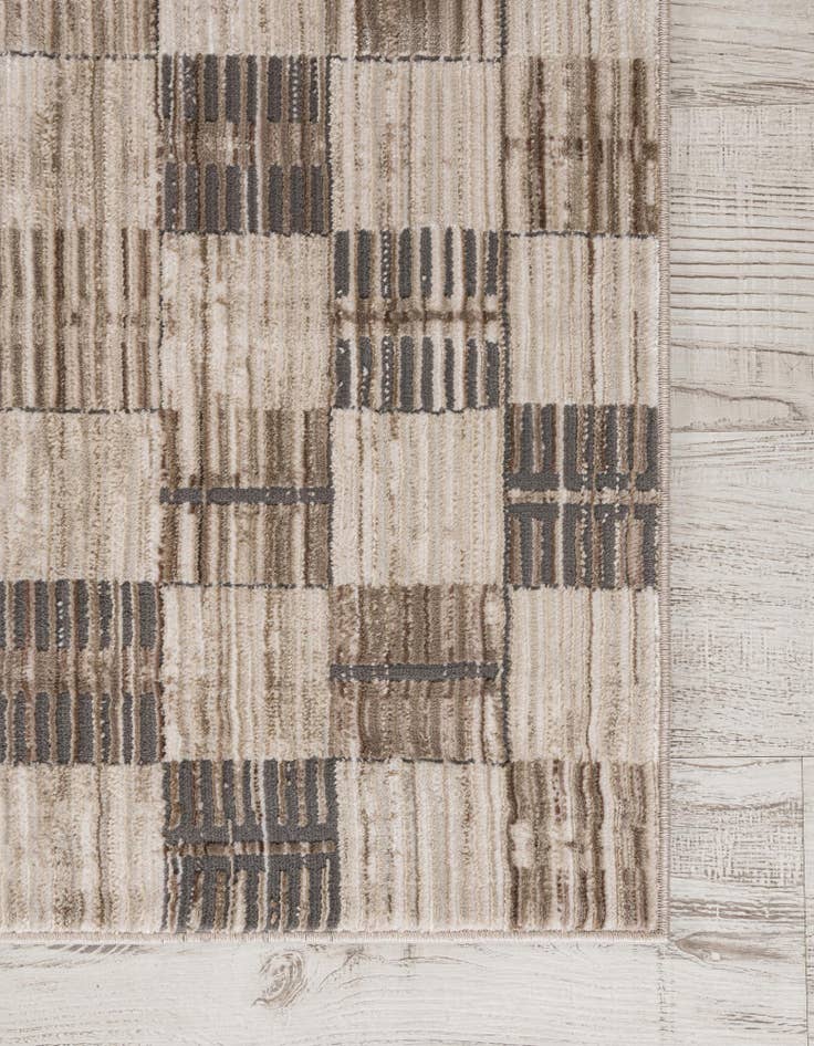Detail image of  2' x 8' Silta Runner Rug