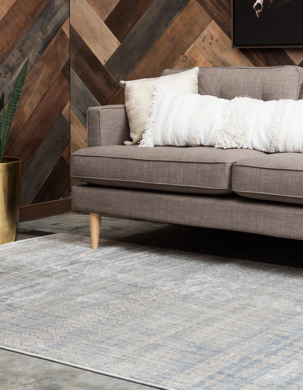 Silver Mist 8' x 10' Apollo Rug | Rugs.com