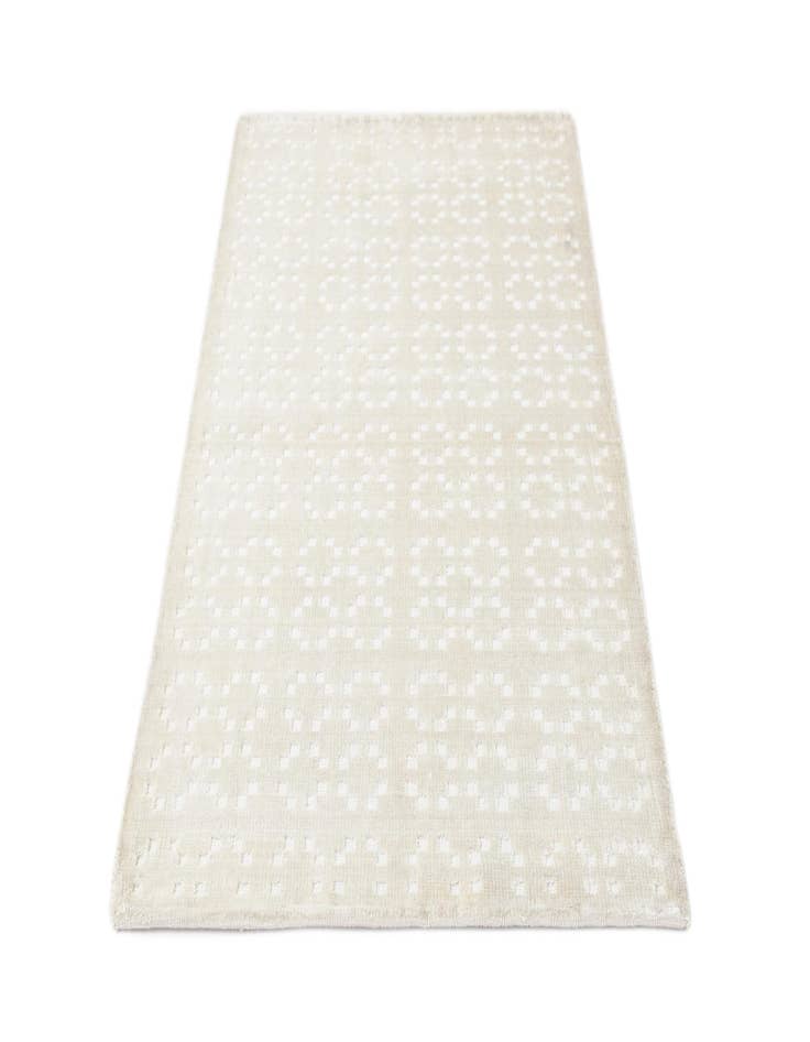 Detail image of  2' 10 x 4' 11  Hand Knotted Darya Wool Rug