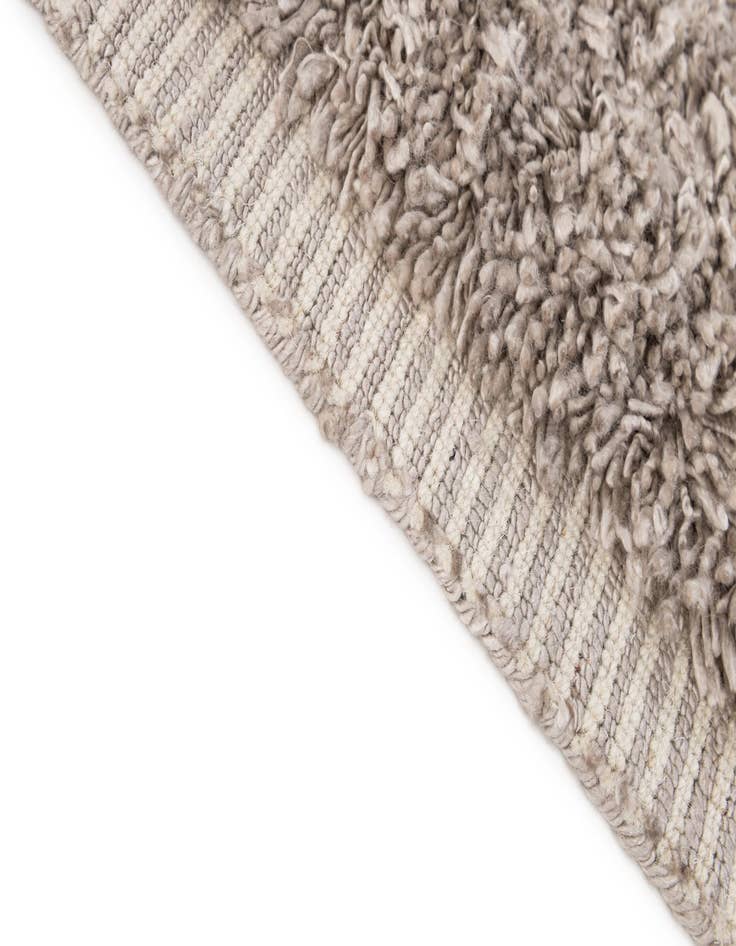 Detail image of  2' 1 x 3' Solid Shag Rug