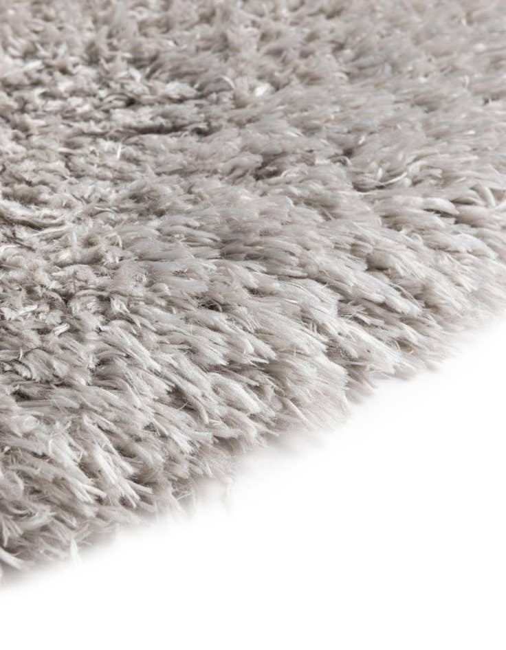 Detail image of  3' 3 x 3' 3 Marilyn Monroe&trade; Shag Round Rug