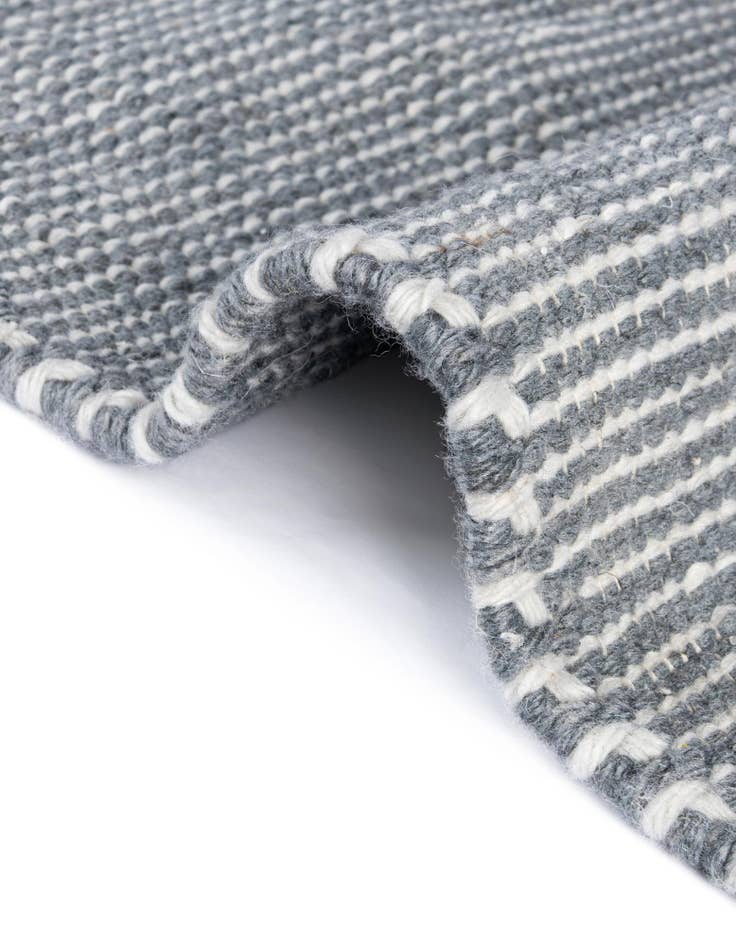 Detail image of  7' 10 x 7' 10  Washable Jill Zarin Palm Springs Indoor / Outdoor Square Rug