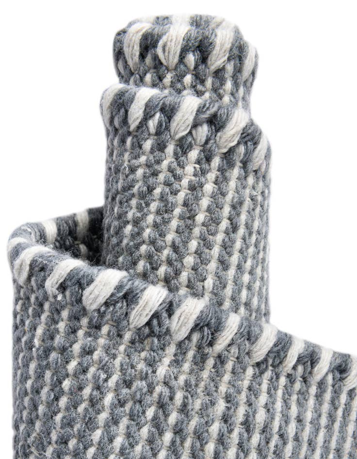 Detail image of  7' 10 x 7' 10  Washable Jill Zarin Palm Springs Indoor / Outdoor Square Rug