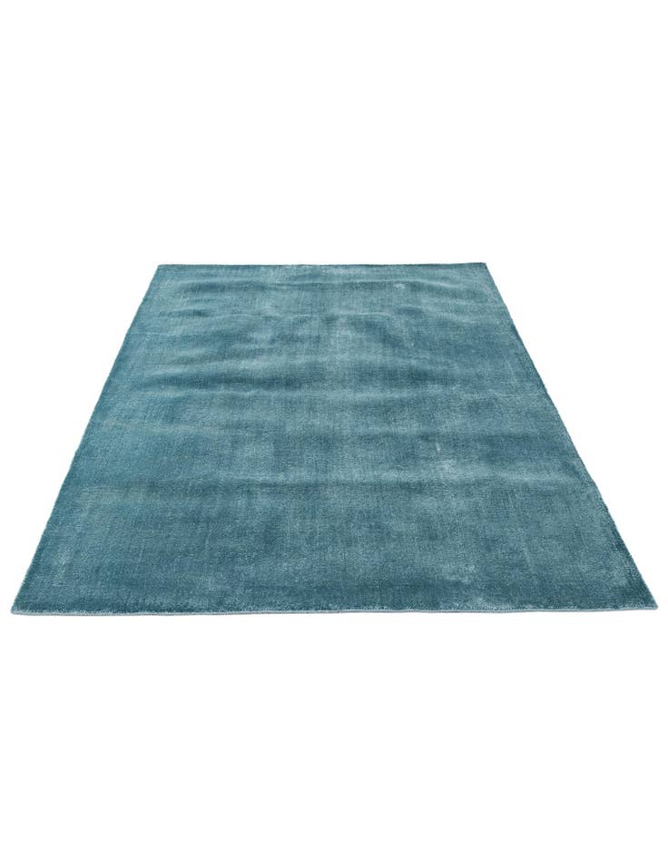 Detail image of  5' 7 x 8' Luna Rug