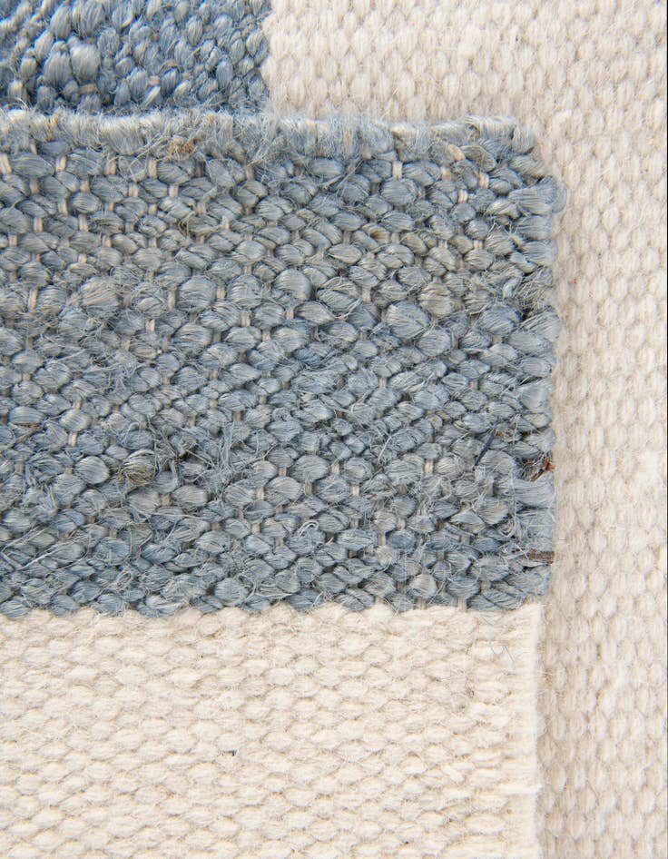 Detail image of  2' x 6' 1  Hand Woven Jill Zarin Hamptons Runner Rug