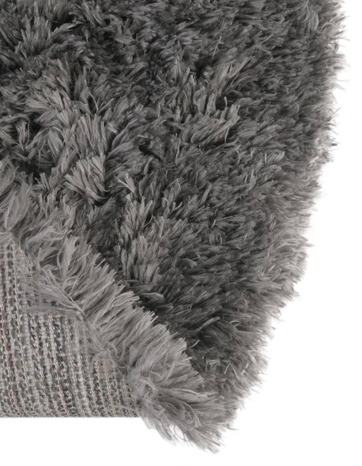 Detail image of  3' 3 x 3' 3 Marilyn Monroe&trade; Shag Round Rug