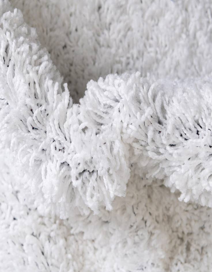 Detail image of  3' 3 x 5' 3 Everyday Shag Oval Rug