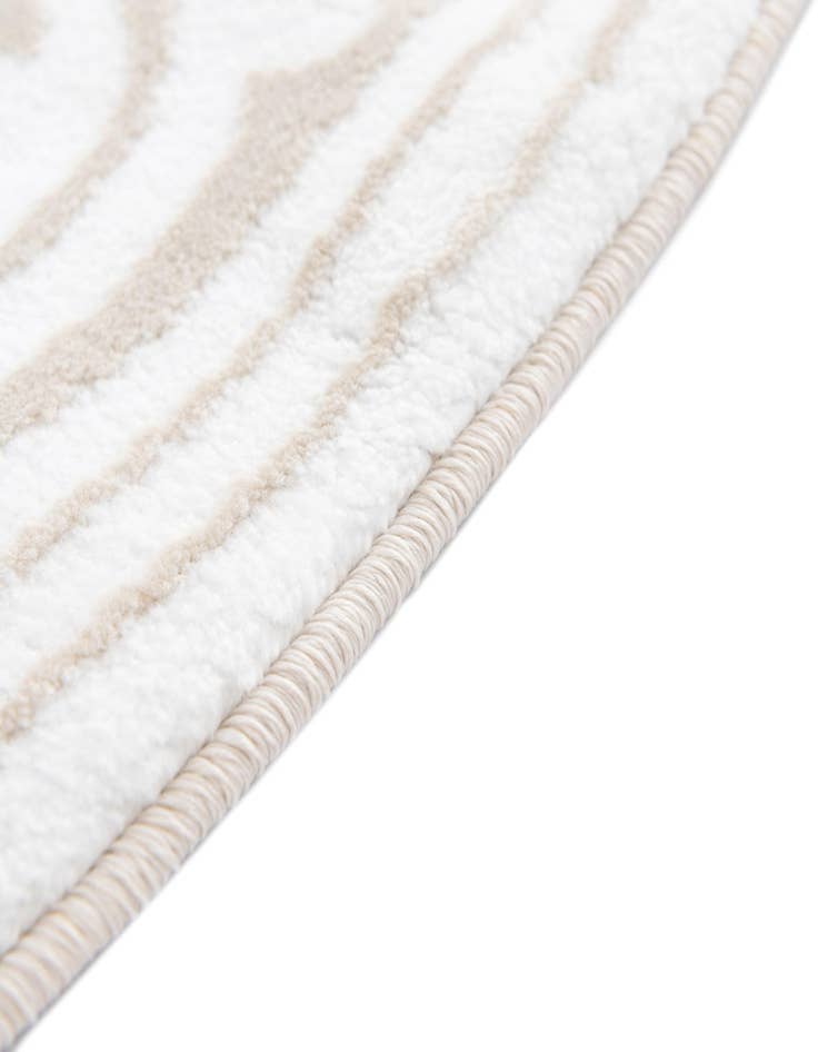 Detail image of  7' x 10' Hermitage Oval Rug