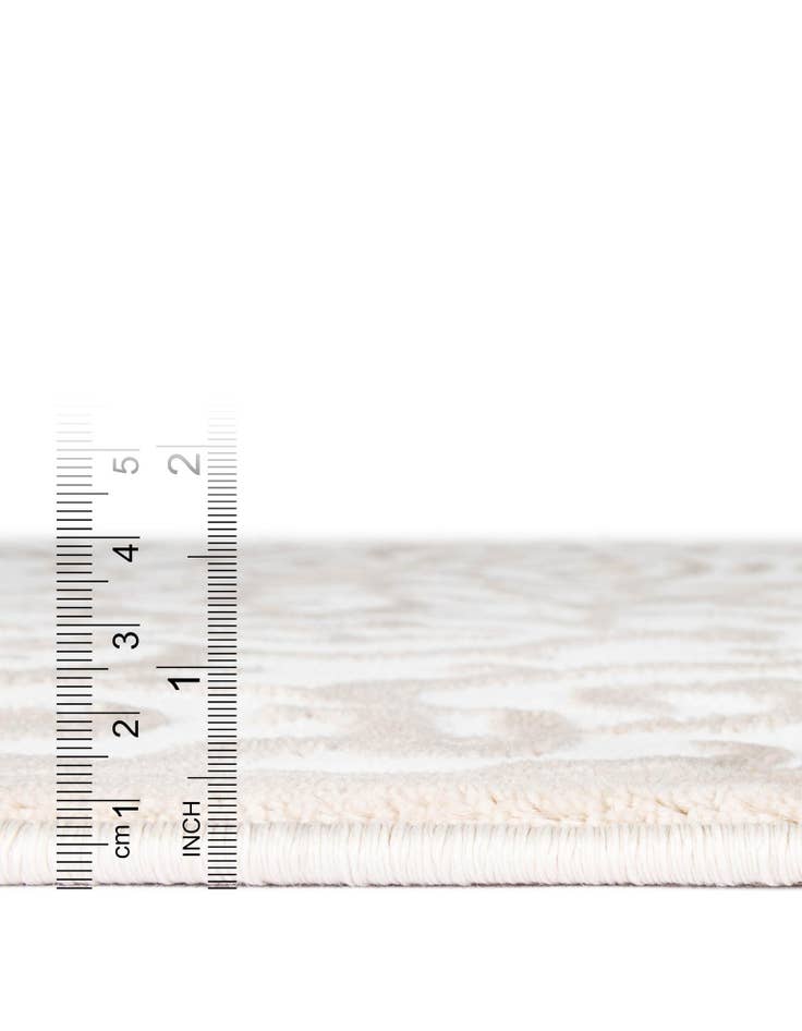 Detail image of  6' x 9' Nepal Oval Rug