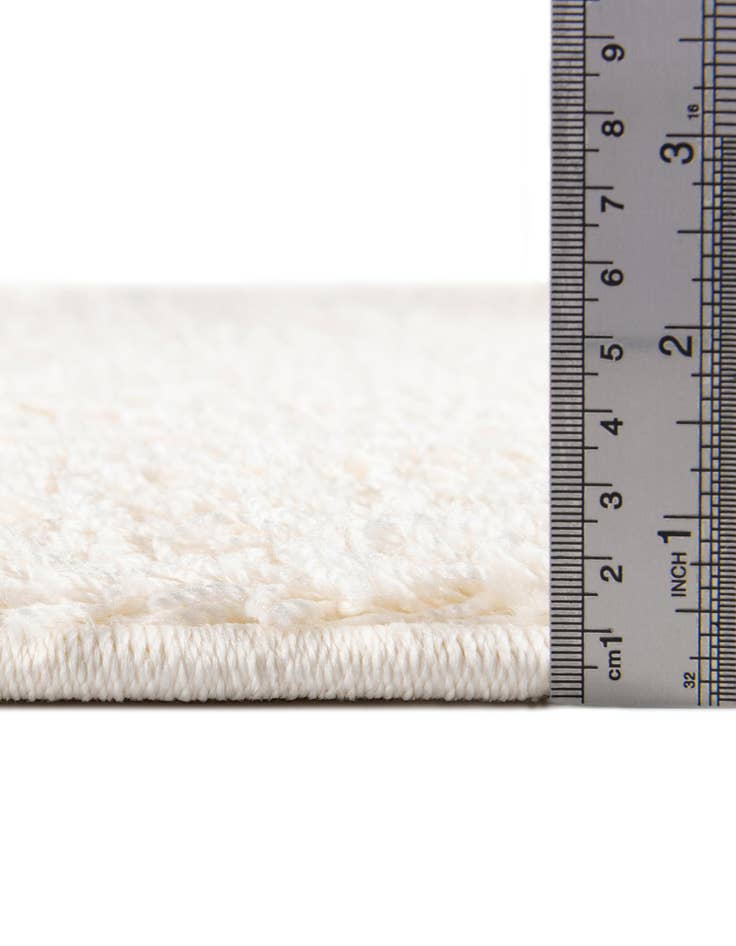 Detail image of  3' 3 x 5' 3 Comfort Solid Shag Rug