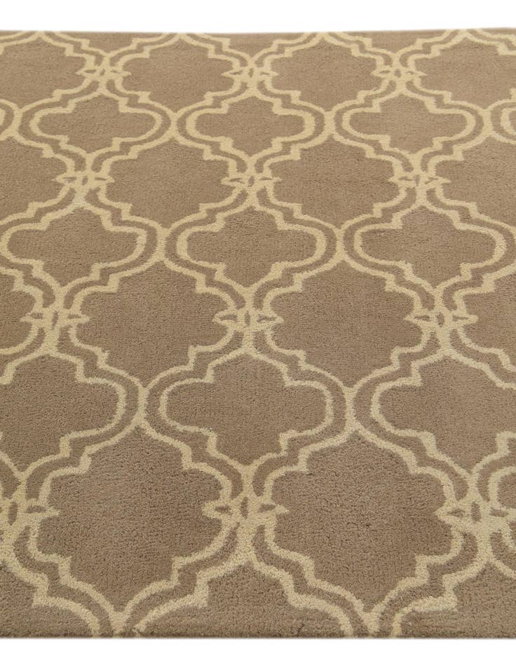 Detail image of  5' 1 x 8' Luna Wool Rug