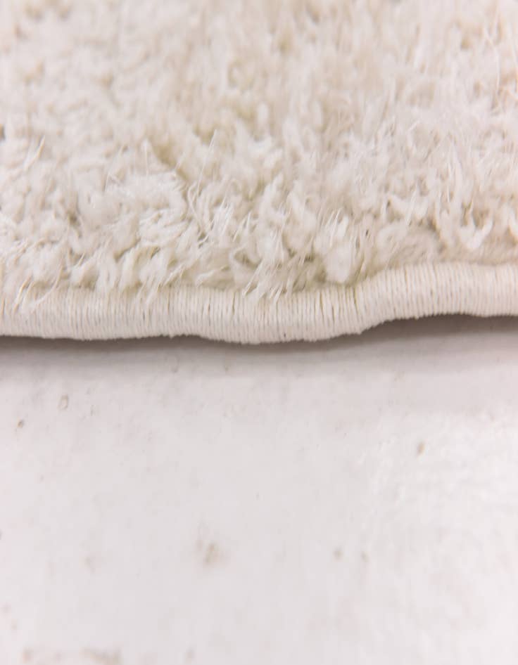 Detail image of  2' 8 x 4' 10 Luxury Solid Shag Rug