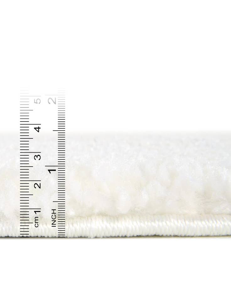 Detail image of  3' 3 x 5' 3 Solid Frieze Rug