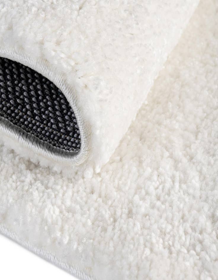 Detail image of  3' 3 x 5' 3 Solid Frieze Rug