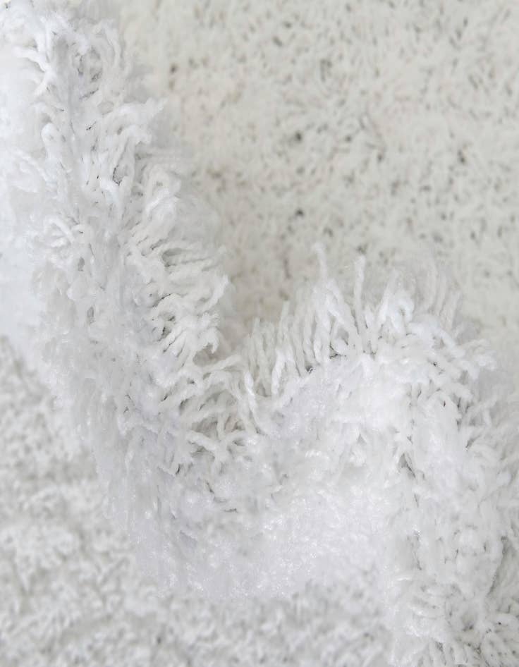 Detail image of  7' 10 x 7' 10 Everyday Shag Round Rug