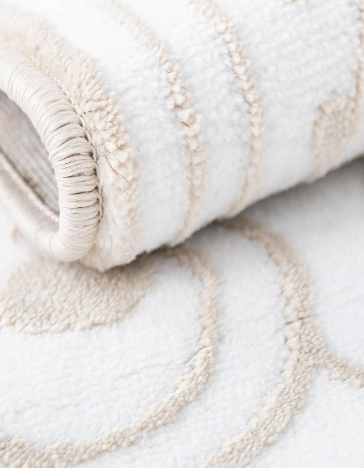 Detail image of  10' 8 x 10' 8 Hermitage Round Rug