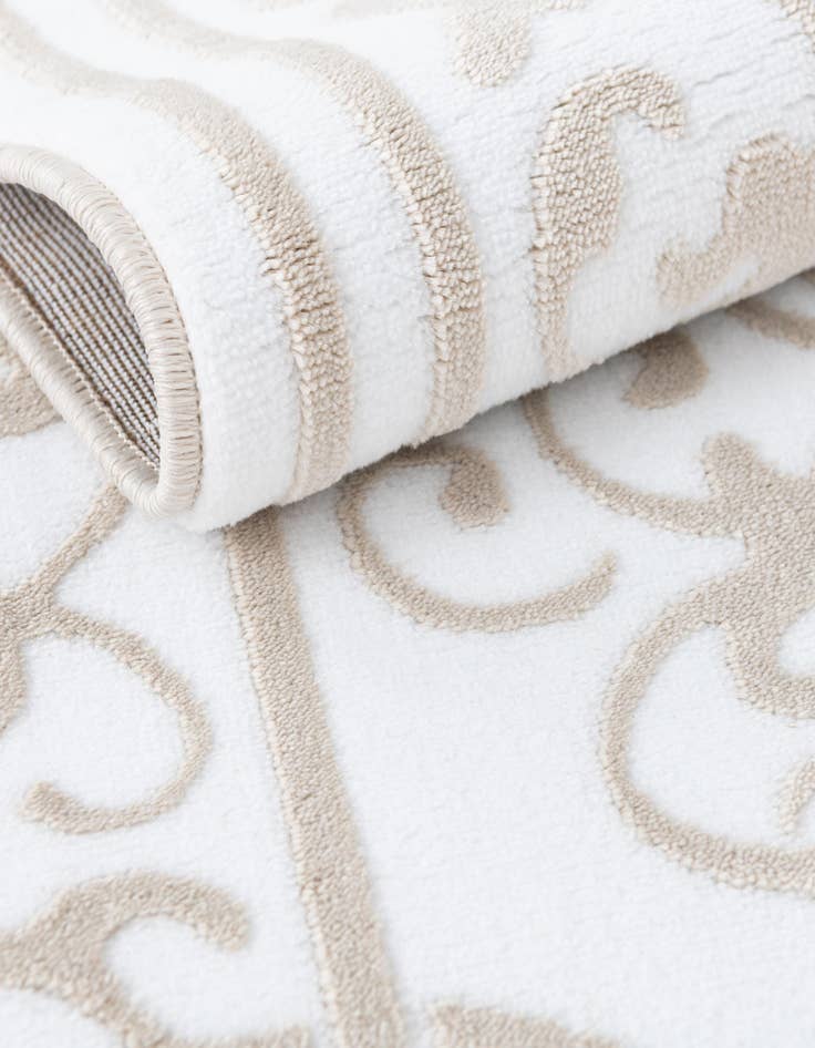 Detail image of  10' 8 x 10' 8 Hermitage Round Rug