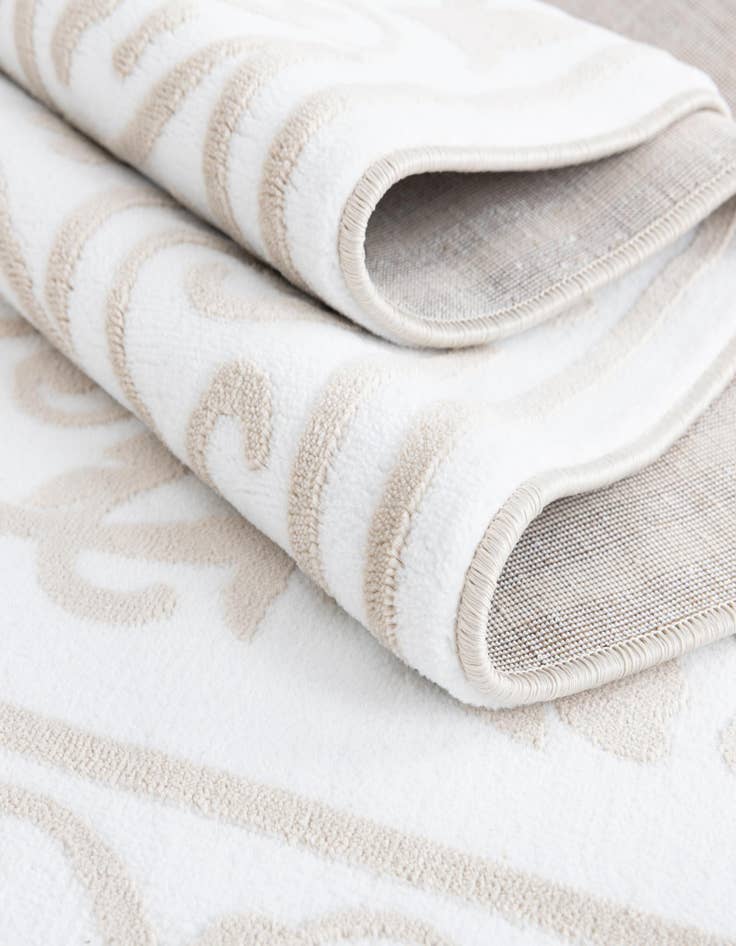 Detail image of  10' 8 x 10' 8 Hermitage Round Rug