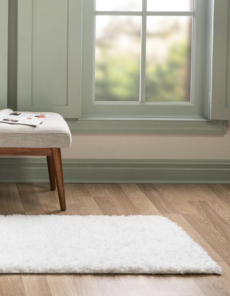 Detail image of  2' 6 x 10' Everyday Shag Runner Rug