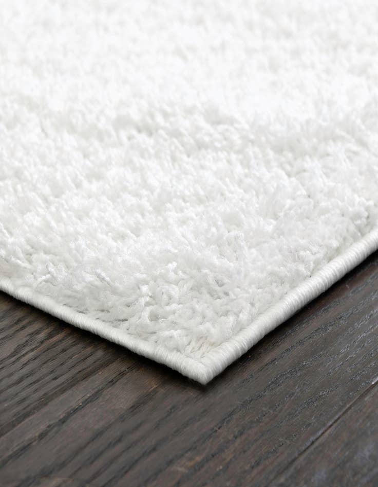 Detail image of  7' 10 x 7' 10 Everyday Shag Square Rug