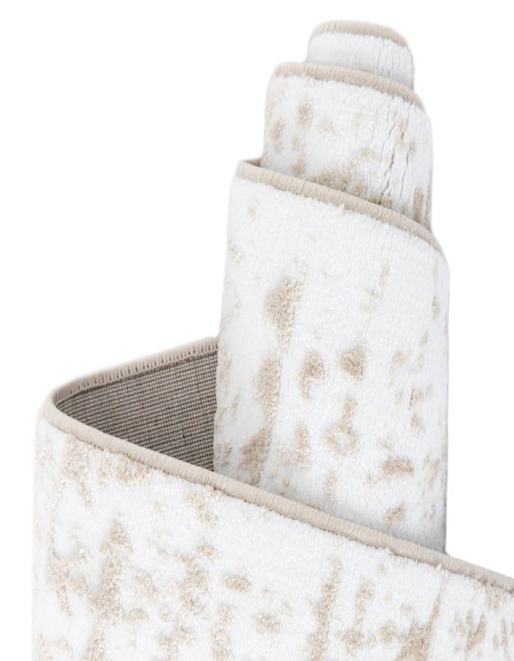 Detail image of  3' 3 x 3' 3 Hermitage Square Rug