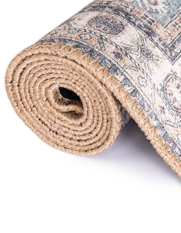 Detail image of  2' x 3' 1 Timeless Oval Rug