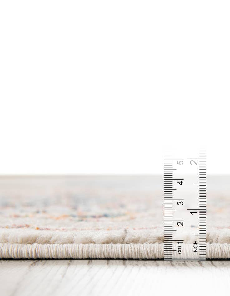 Detail image of  5' x 8' Isabella Rug