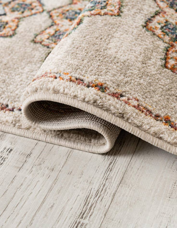 Detail image of  2' 7 x 13' Isabella Runner Rug