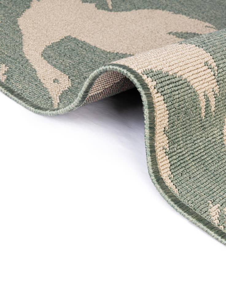 Detail image of  5' x 5'  Washable Coastal Indoor / Outdoor Round Rug