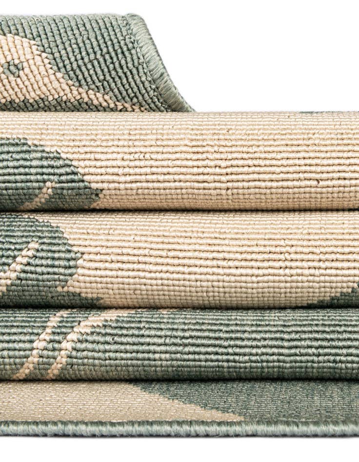 Detail image of  5' x 5'  Washable Coastal Indoor / Outdoor Round Rug