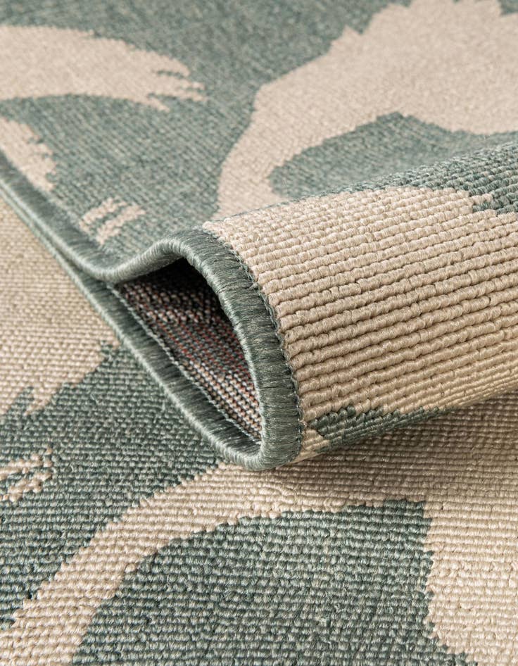 Detail image of  2' 7 x 10'  Washable Coastal Indoor / Outdoor Runner Rug