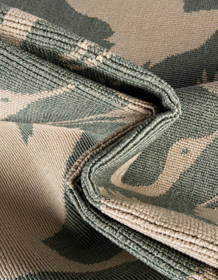 Detail image of  2' 7 x 10'  Washable Coastal Indoor / Outdoor Runner Rug