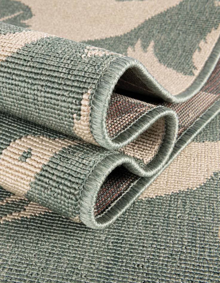 Detail image of  7' 10 x 7' 10  Washable Coastal Indoor / Outdoor Square Rug