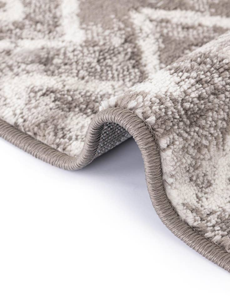 Detail image of  2' 7 x 13' Bohemian Trellis Runner Rug