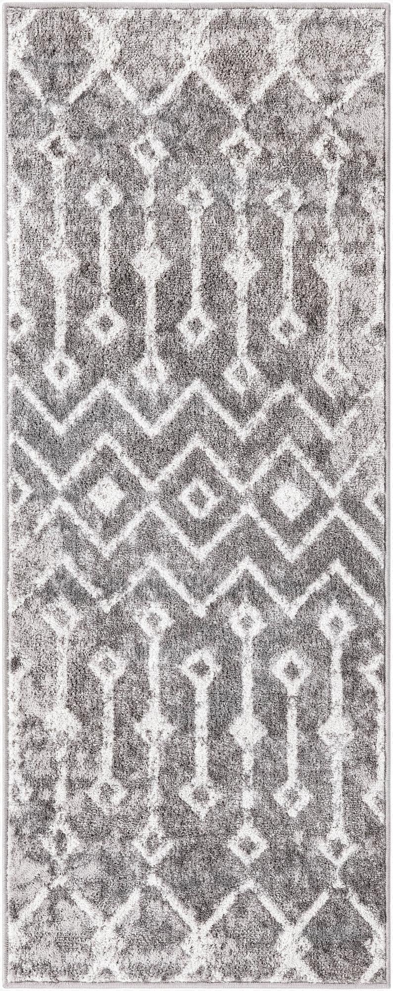  2' x 5' 3 Bohemian Trellis Runner Rug