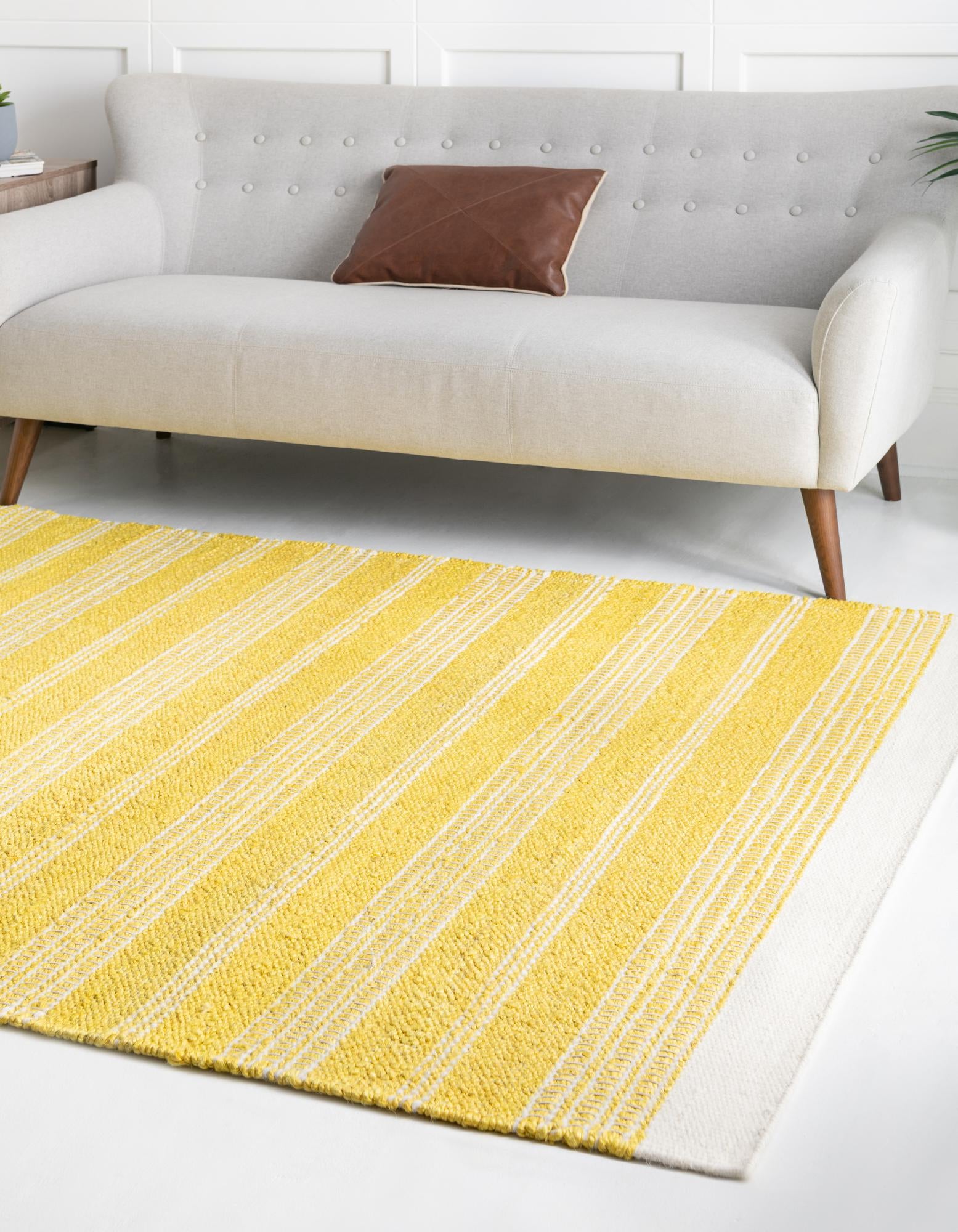 Sunshine Yellow 6' 1 x 9' Hand Woven Lariat Rug | Rugs.com