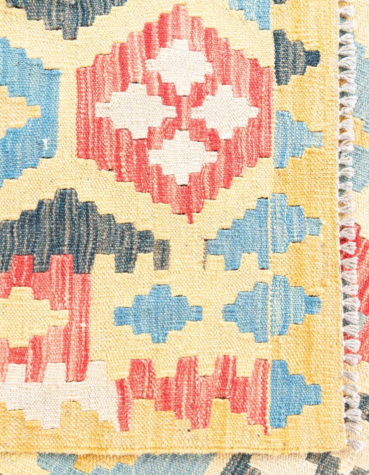 Detail image of  4' 2 x 5' 10  Hand Woven Kilim Maymana Wool Rug