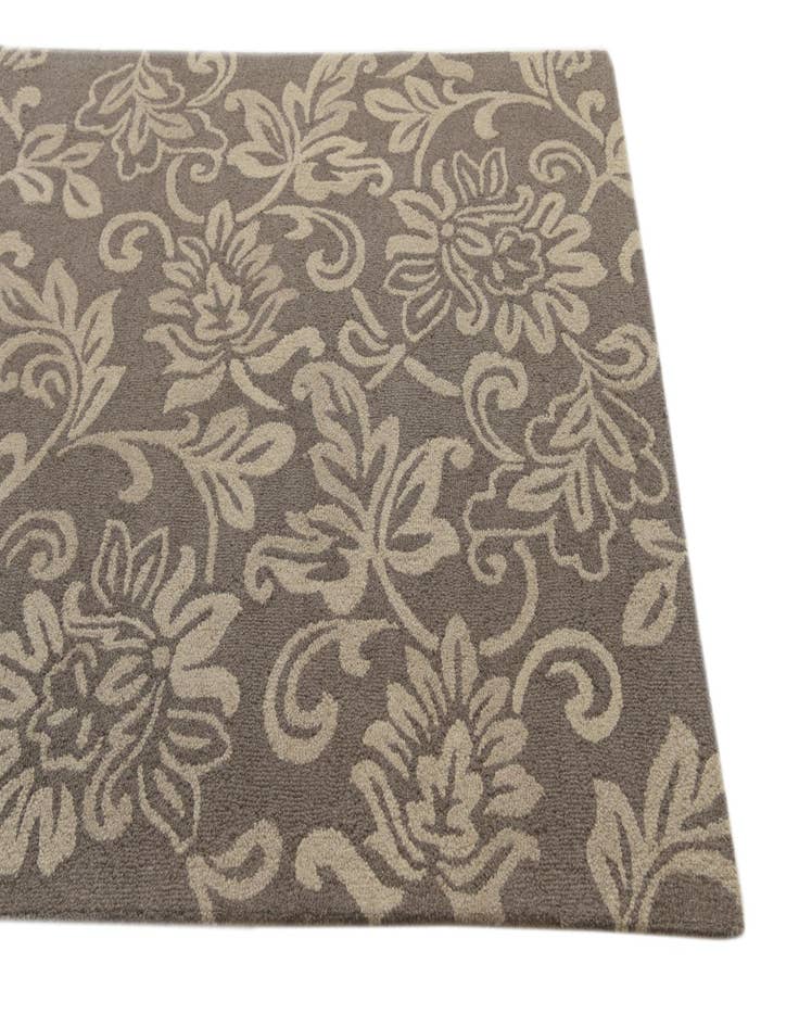 Detail image of  5' x 8' Agra Wool Rug