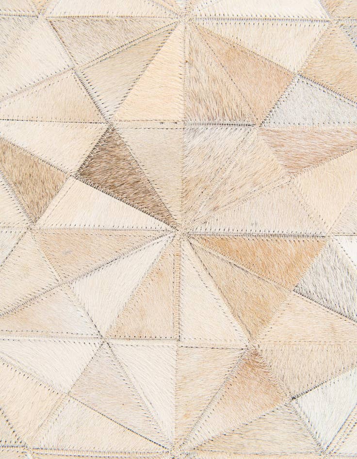 Detail image of  4' x 6' 1 Cowhide Stocks Rug
