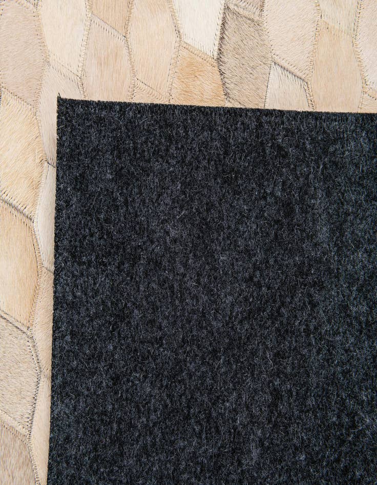 Detail image of  3' 11 x 5' 11 Cowhide Stocks Rug