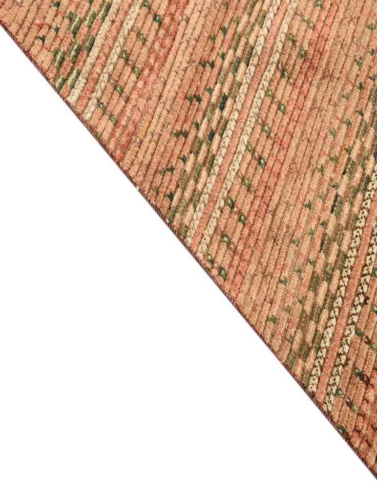 Detail image of  5' x 8'  Hand Knotted Darya Wool Rug