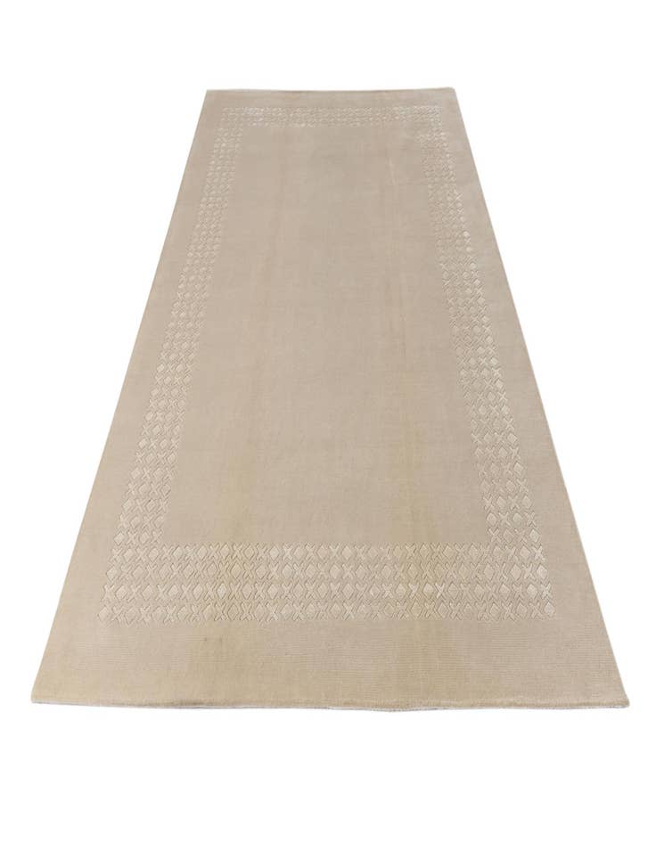 Detail image of  6' 5 x 9' 11  Hand Knotted Darya Wool Rug